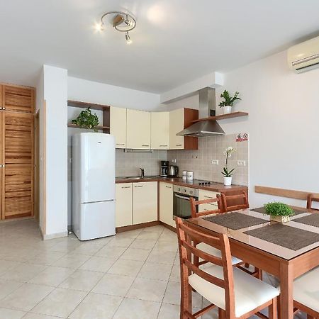 Apartments Gilly 1 เปรมันตูรา ภายนอก รูปภาพ